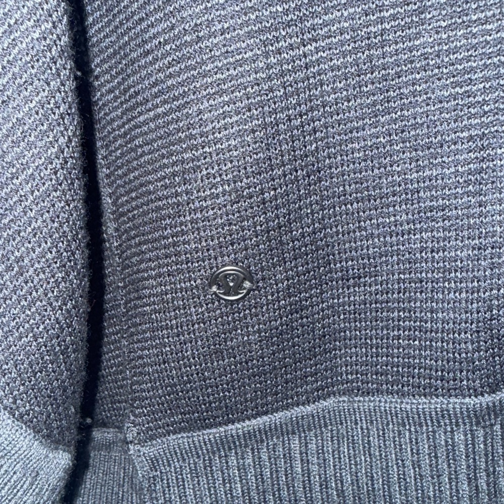 Lululemon Transformation Wrap Heathered Blurred Grey / Coal - 6 - Picture 10 of 12